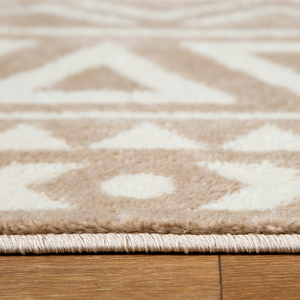 L'Baiet Rugs  Beige Geometric 5'x7'