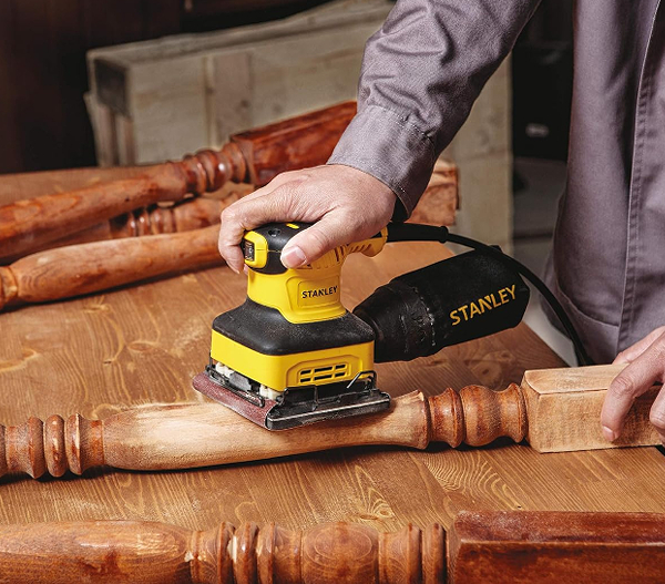 Stanley 1/4 Sheet Sander 240W