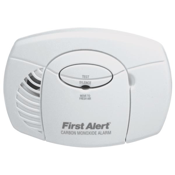 ****First Alert Carbon Monoxide Alarm Battery Operated 9V Electrochemical