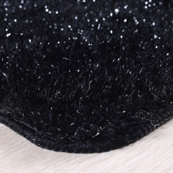 ****Classy Homes Bath Mat Black 20In. x 32In.