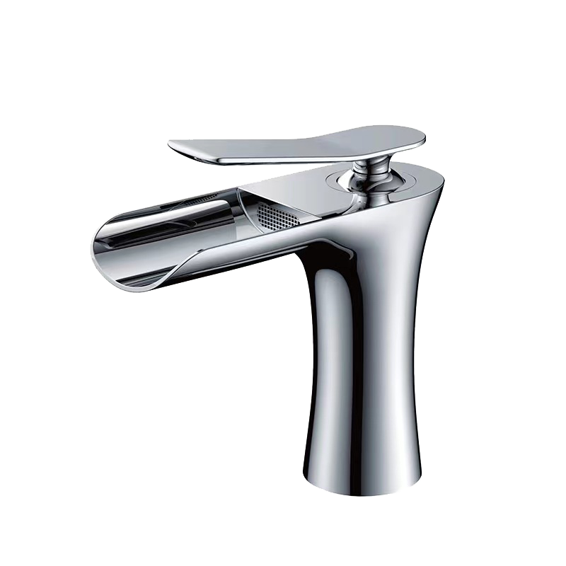 Royal Homes Bathroom Faucet, Chrome Finish